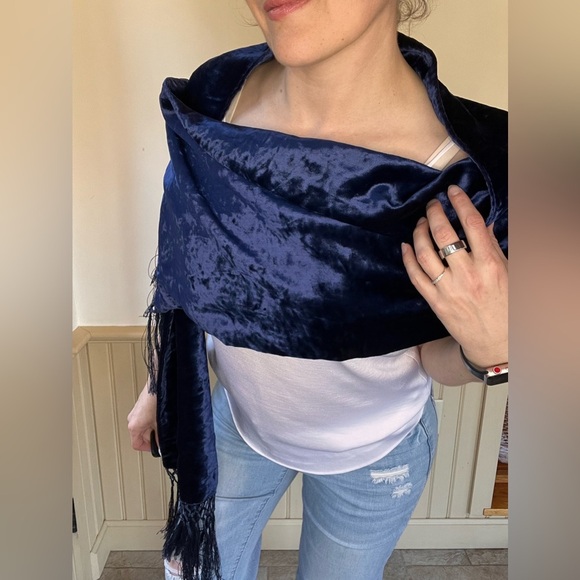 YSL Yves Saint Laurent Rive Gauche Paris Vintage Velvet Scarf 66”x12” Blue - Picture 3 of 10